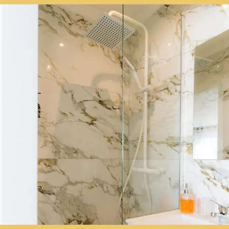 B Unique Jacuzzi I Cinema Daire *